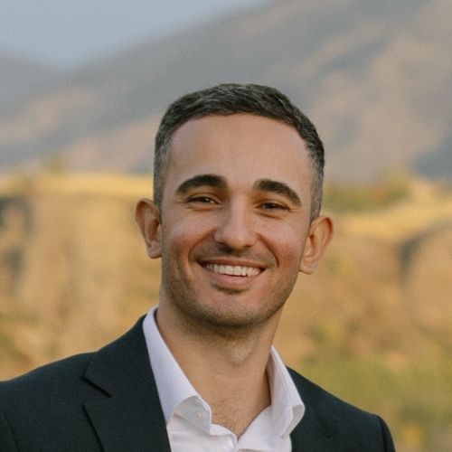 Izmir Mani - Author